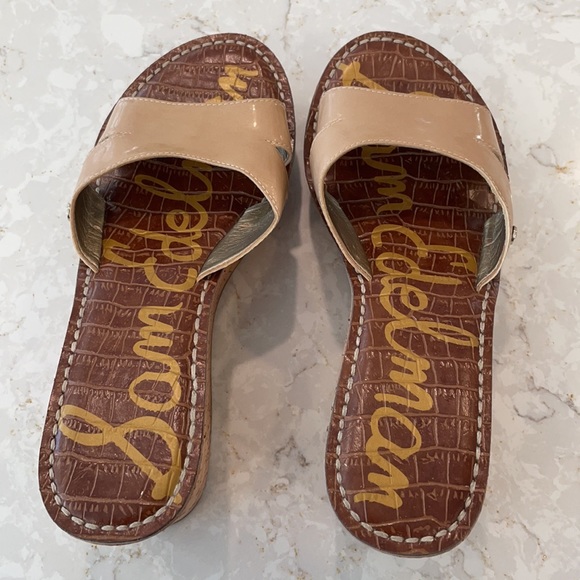 Sam Edelman nude patent leather wedge - Picture 2 of 3